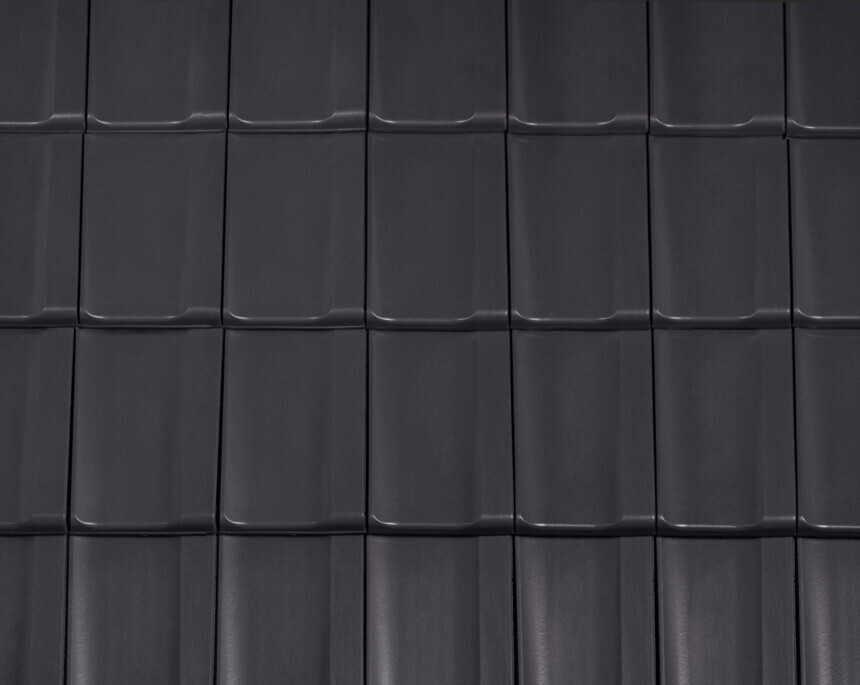 W kolorze łupka angoba – laying