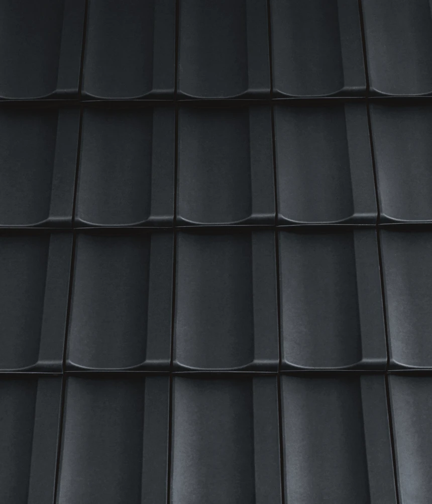 W kolorze łupka angoba