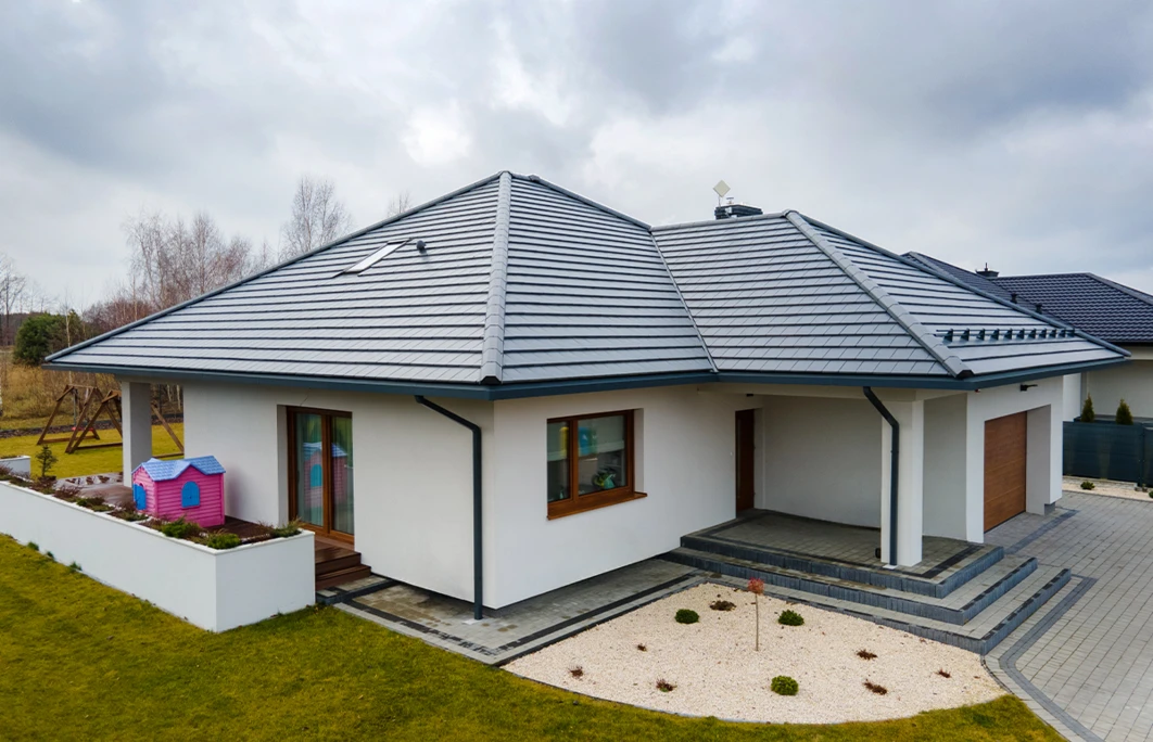 Błędy przy montażu dachówek płaskich